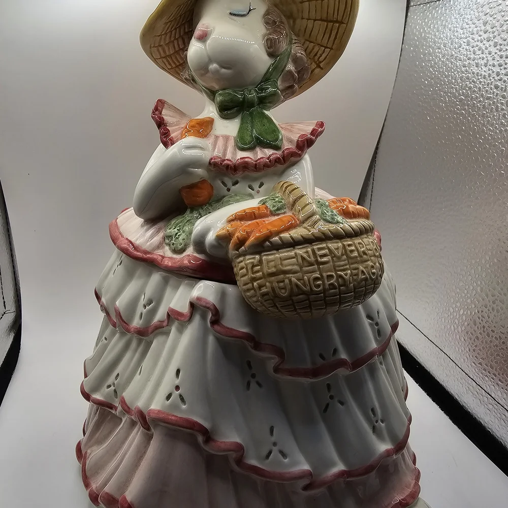 Fitz and Floyd scarlett O'hare Hand Painted Bunny rabbit Cookie jar - Picture 2 of 9